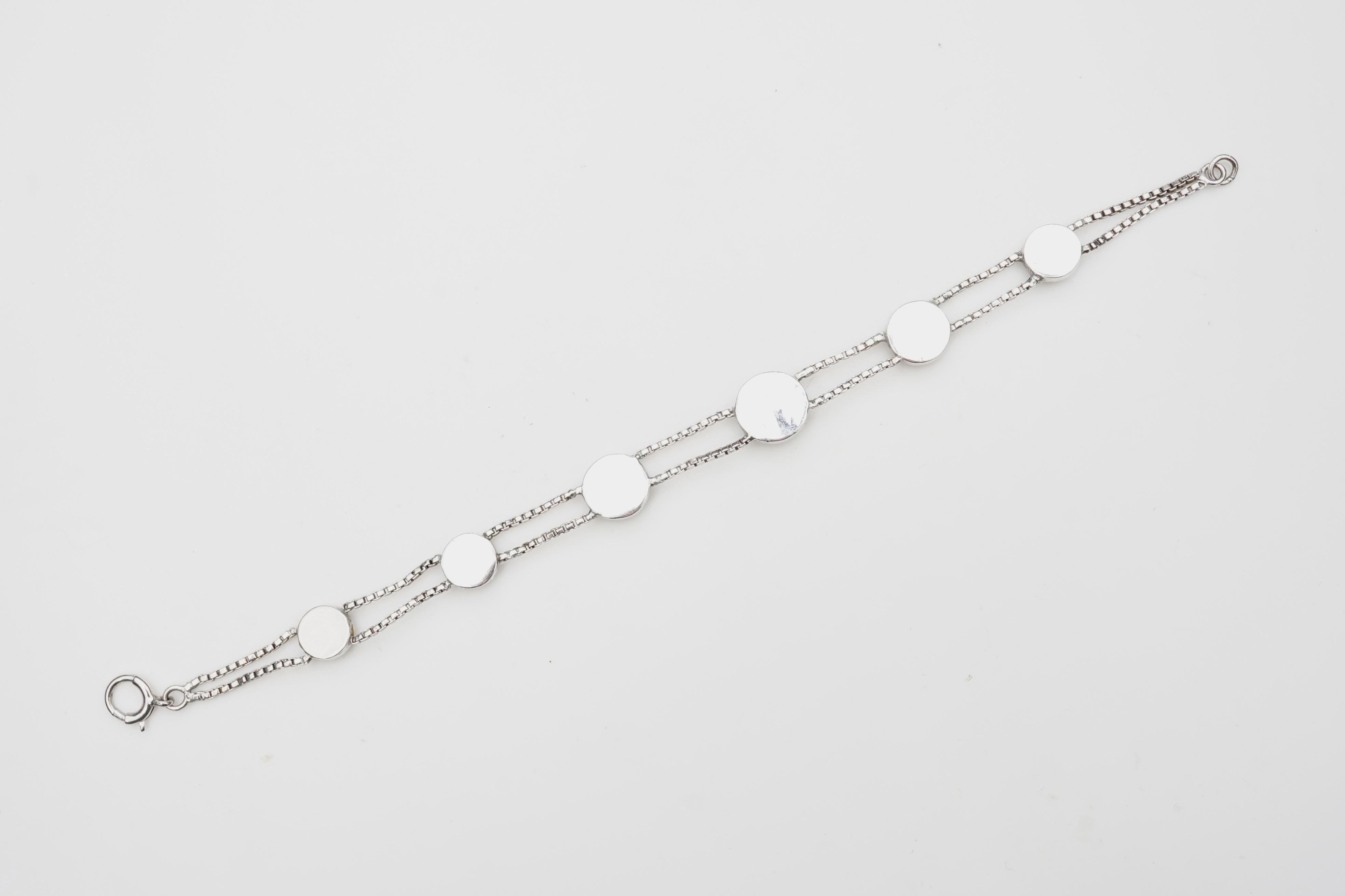 A jadeite bracelet and ring